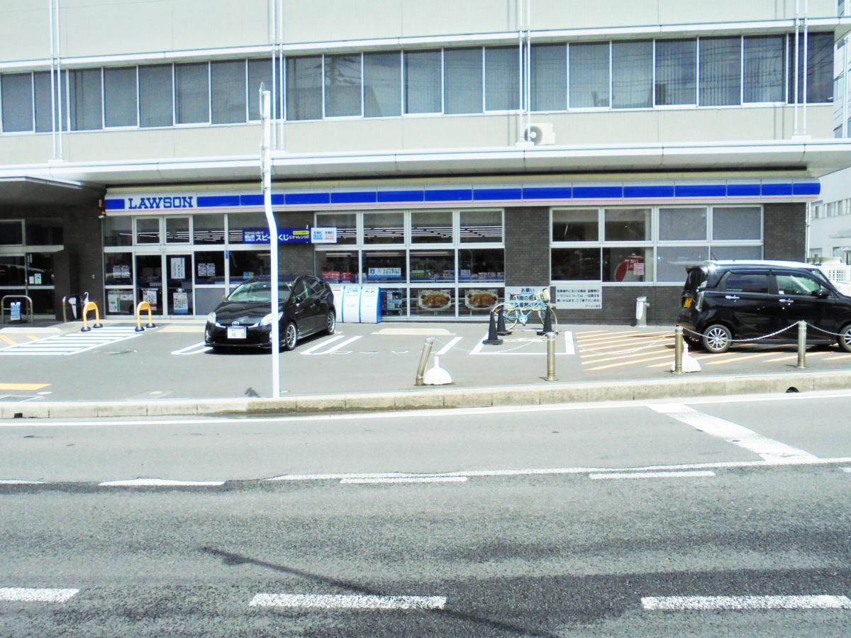 ARK・RCCビル ﾛｰｿﾝ 松江母衣町店