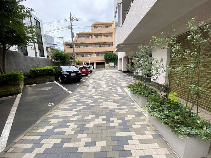 長原第一マンションズ 共用部写真（駐車場）