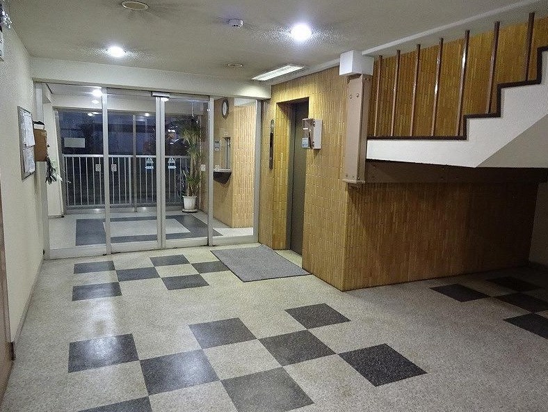 豊栄平町マンション 共用部写真（エントランス）