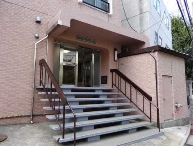 日商岩井代官山マンション 共用部写真（エントランス）