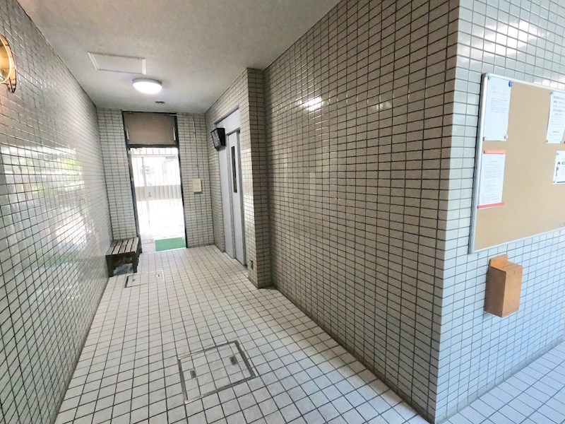 メイツ大井町 共用部写真（エントランス）