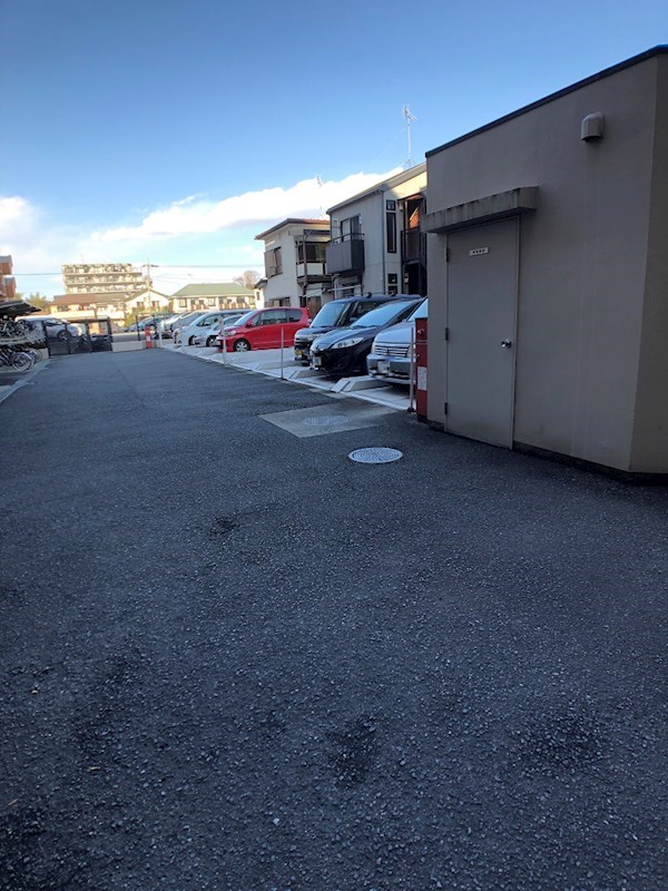 クリオ綱島十番館 共用部写真（駐車場）