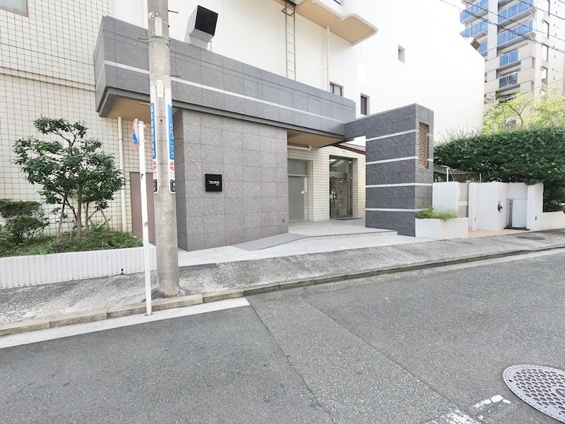ちえるる野毛 共用部写真（エントランス）