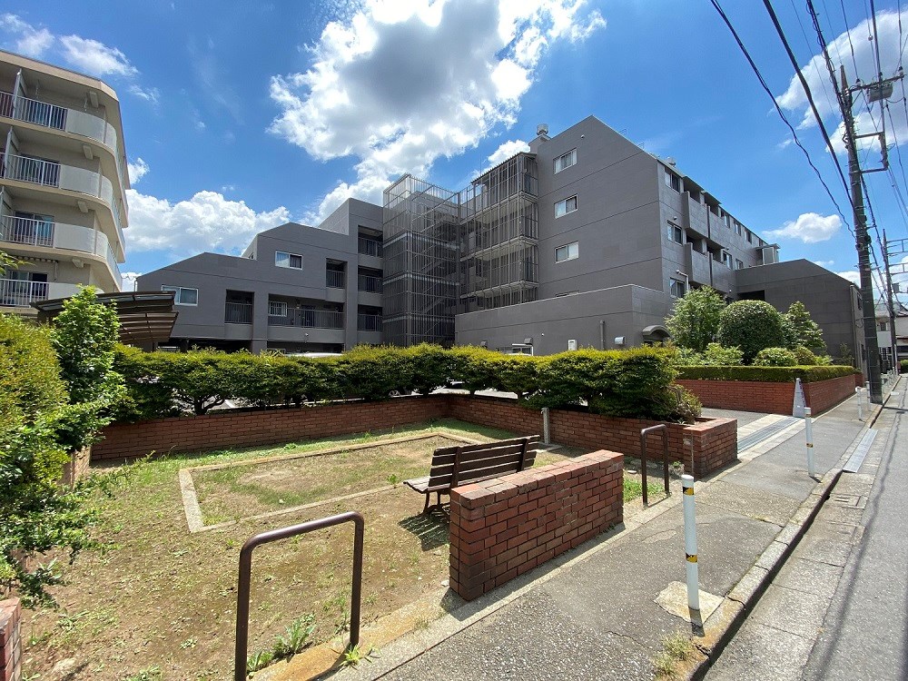小金井中町マンション 共用部写真（エントランス）