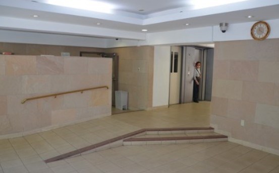 東建柏木マンション 共用部写真（エントランス）