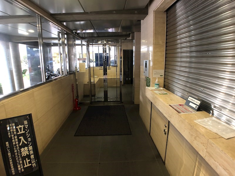菱和パレス駒沢大学駅前 共用部写真（エントランス）