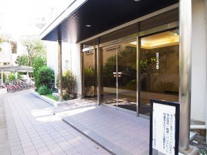 経堂スカイマンション 共用部写真（エントランス）