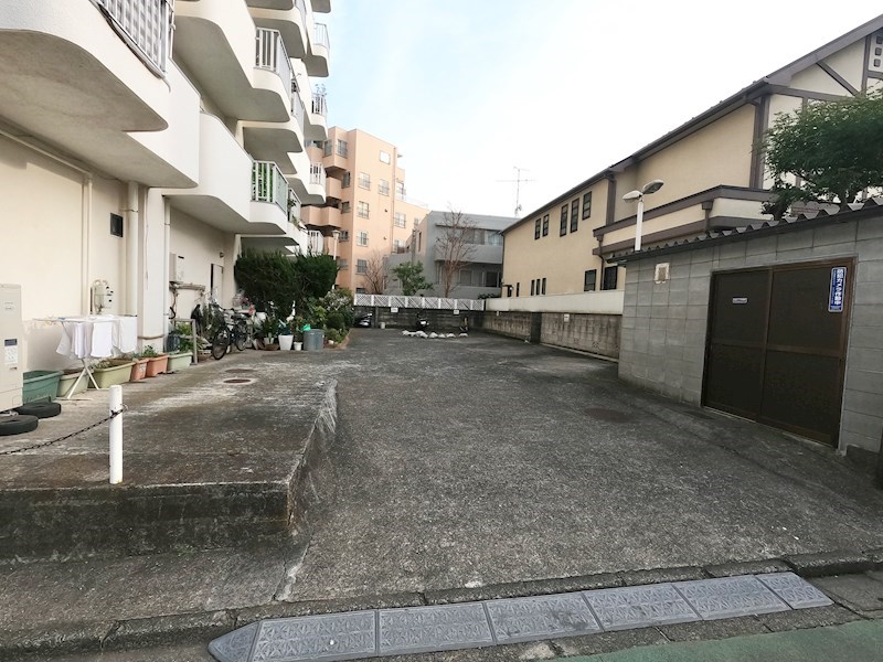 シャンボール都立大 共用部写真（エントランス）