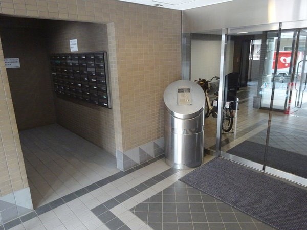 東急ドエルアルス川崎大師 共用部写真（エントランス）