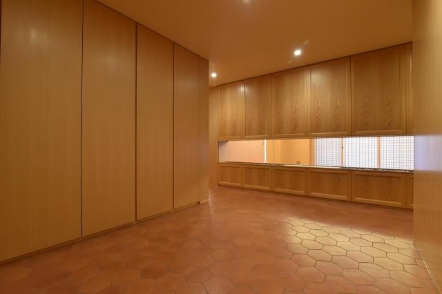 ヴェール池田山 内観写真（収納）