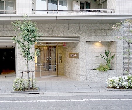 イニシアイオ武蔵小山 共用部写真（エントランス）