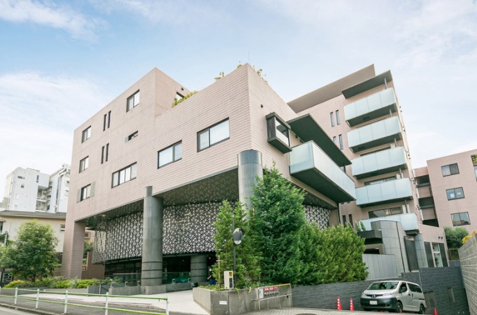 ＴＨＥ　ＵＰＰＥＲ　ＲＥＳＩＤＥＮＣＥ　ＡＴ　南青山 現地写真