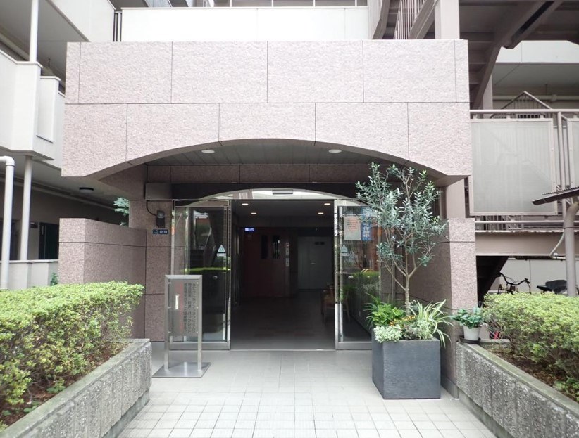 トーカンマンシヨン大島B棟 共用部写真（エントランス）