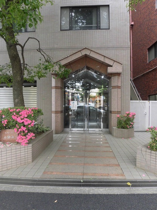 エクレーヌ本駒込 共用部写真（エントランス）