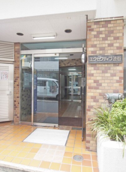 エグゼクティブ渋谷 共用部写真（エントランス）