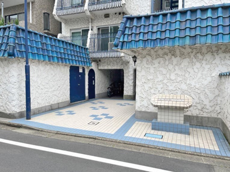 秀和南荻窪レジデンス 共用部写真（エントランス）