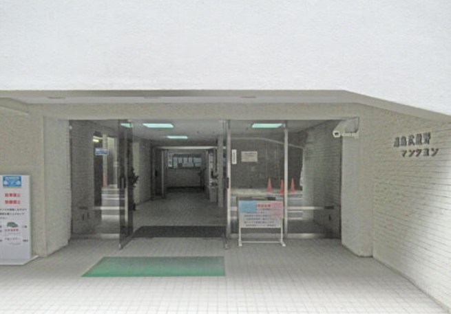 湯島武蔵野マンション 共用部写真（エントランス）