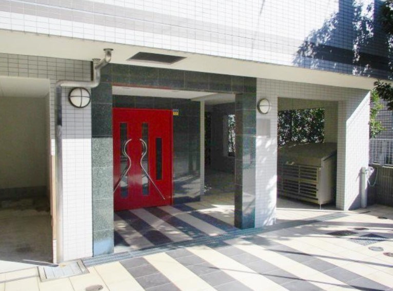 ヴィータローザ新江古田 共用部写真（エントランス）