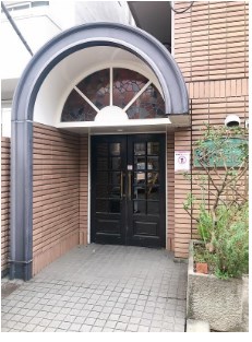 晴紀館 共用部写真（エントランス）