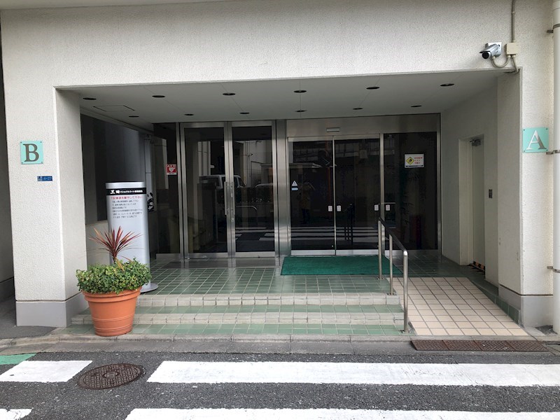 三田ナショナルコート 共用部写真（エントランス）