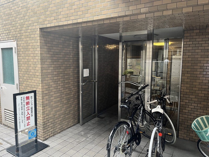ストークマンション戸越公園 共用部写真（エントランス）
