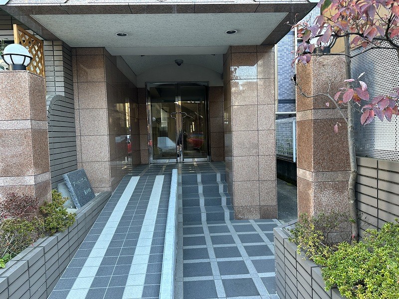 アーバンコート溝の口 共用部写真（エントランス）