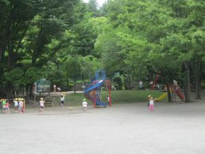高輪中台マンション 公園