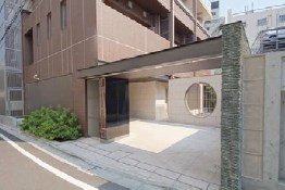 ウェリス六本木 共用部写真（エントランス）