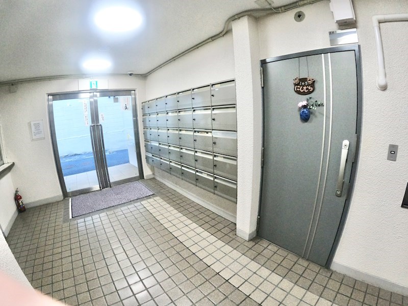 ハイツ上野毛 共用部写真（ロビー）