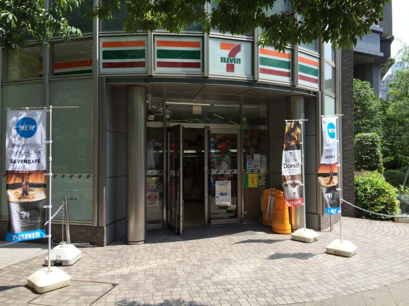 ファミール月島グランスイートタワー コンビニ