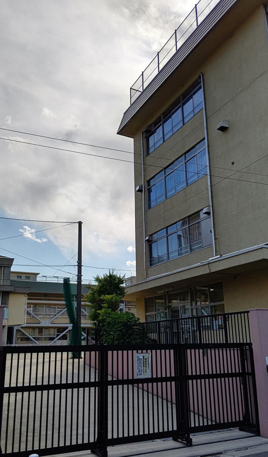 隅田川パーク・ホームズ 小学校