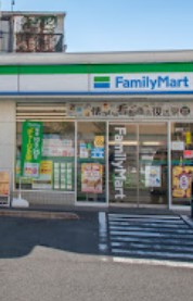 中野坂上パーク・ホームズ コンビニ