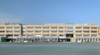 パレ・ソレイユ上北沢 中学校
