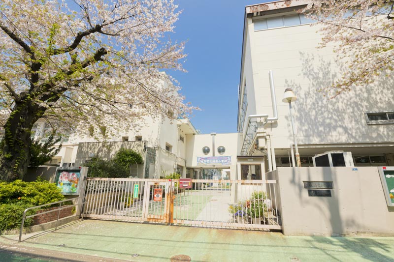 千駄ケ谷フラワーマンション 小学校