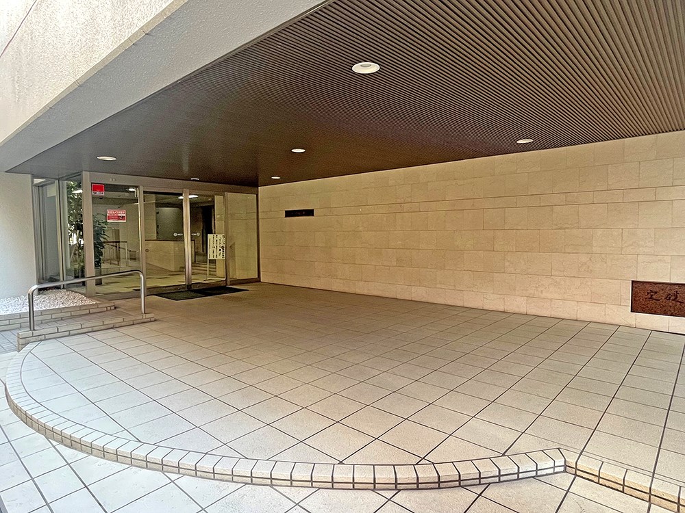 日商岩井日本橋浜町マンション 共用部写真（エントランス）