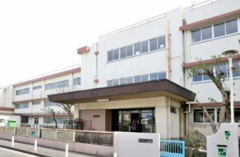 アイランドグレース 中学校