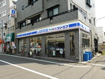 ライオンズステーションプラザ三軒茶屋 コンビニ