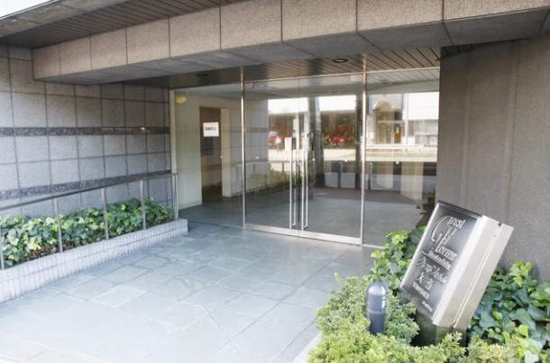 クレストフォルム大森平和の森公園 共用部写真（エントランス）