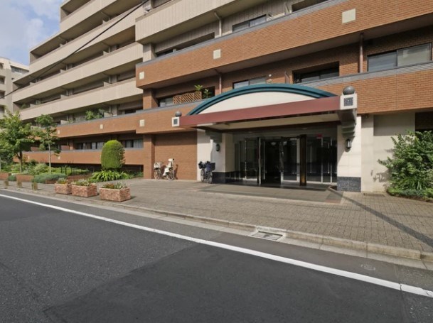 藤和桜新町ホームズ 共用部写真（エントランス）