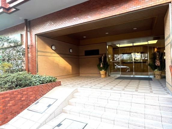 アンバサダー六本木 共用部写真（エントランス）