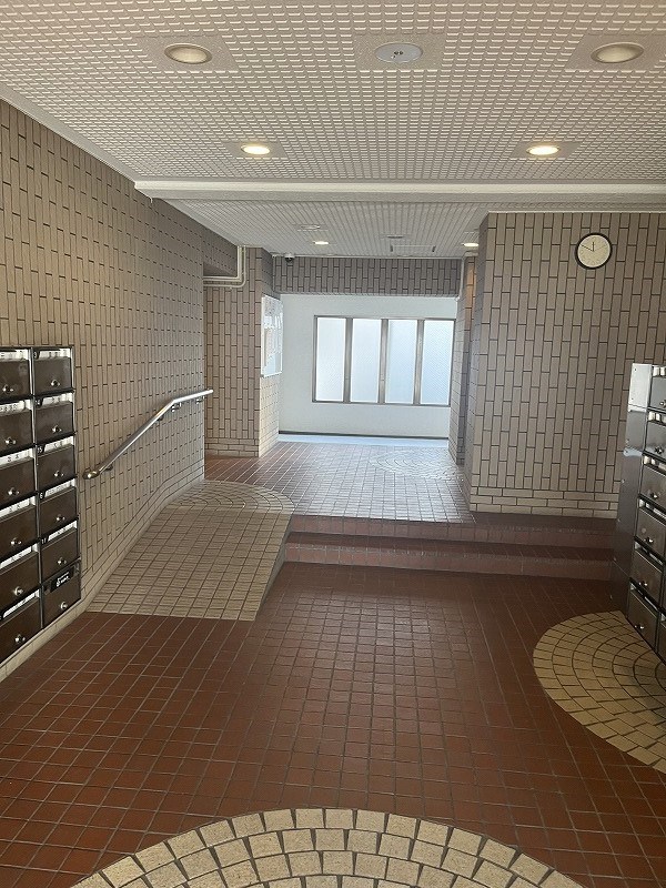 メゾン田町 共用部写真（ロビー）