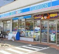 Ｄグラフォート世田谷芦花公園 コンビニ