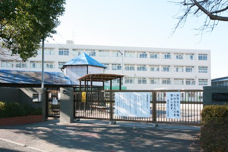 港北ファミールガーデン 小学校