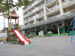ライオンズマンション仙台堀川公園 幼稚園