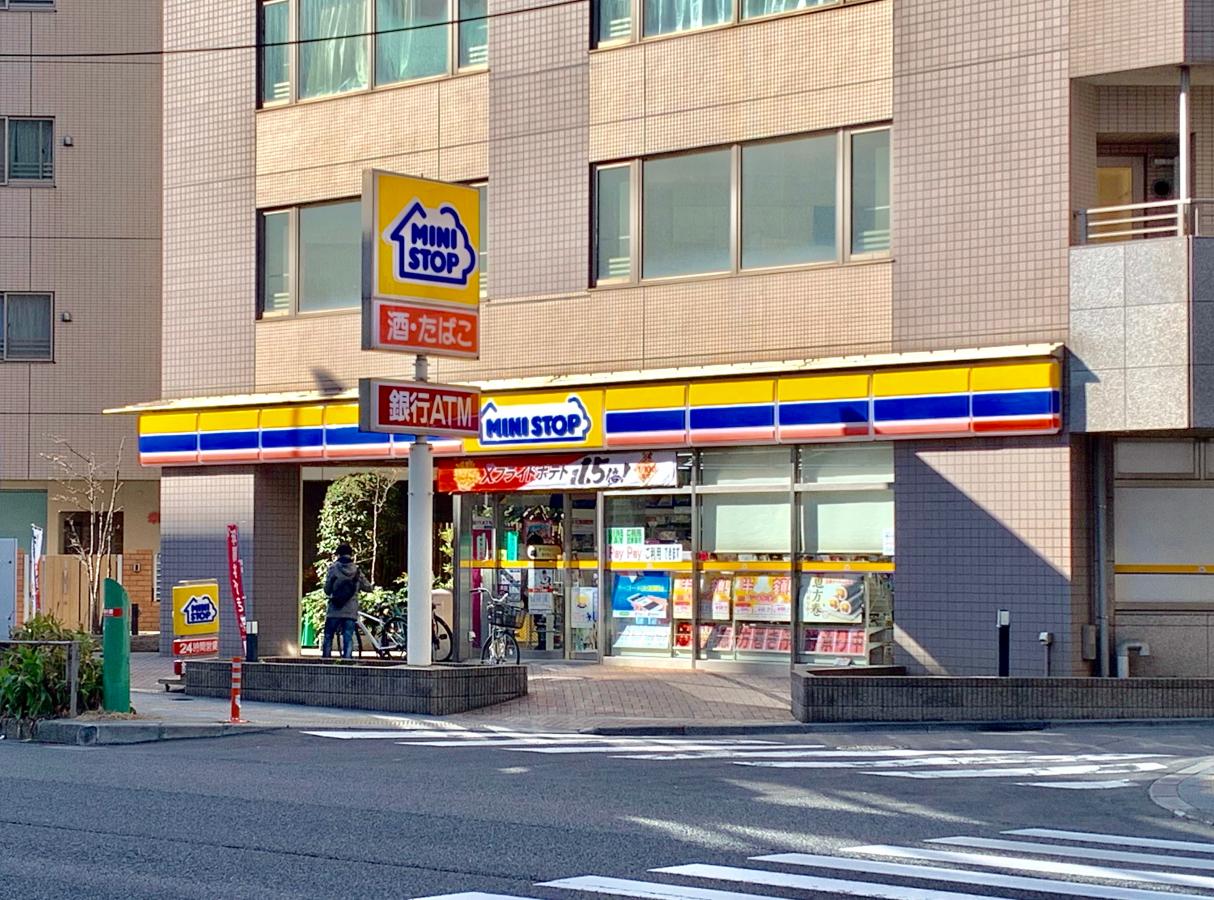 朝日シティパリオ東向島 コンビニ