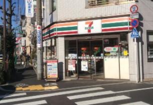 リリファ世田谷上野毛 コンビニ