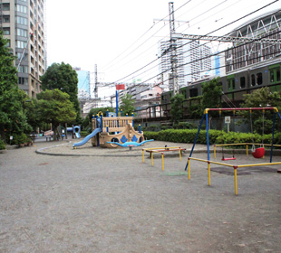 ライオンズマンション三田 公園