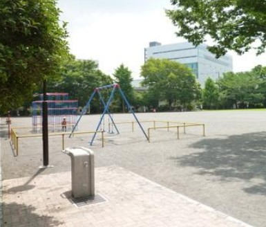 アルティフ・ガーデンズ川崎 公園
