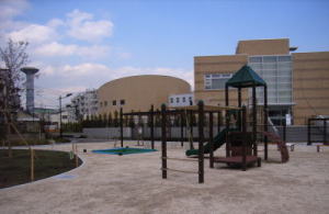 日商岩井第２方南町マンション 公園