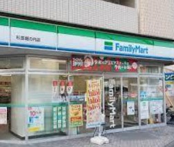 日商岩井第２方南町マンション コンビニ